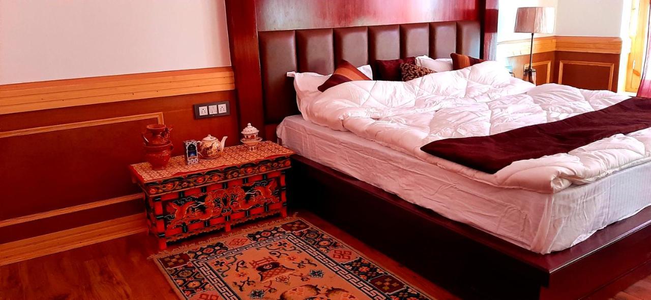 Ladakh Country Inn Leh Esterno foto