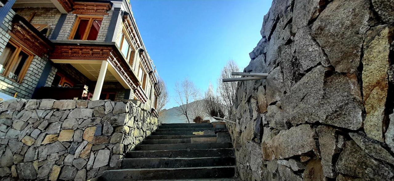 Ladakh Country Inn Leh Esterno foto